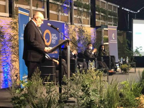 CCE Confederación de Camaras Empresariales "Una mirada al futuro: trabajo, competitividad e inserción internacional" Rural del Prado Setiembre 2021